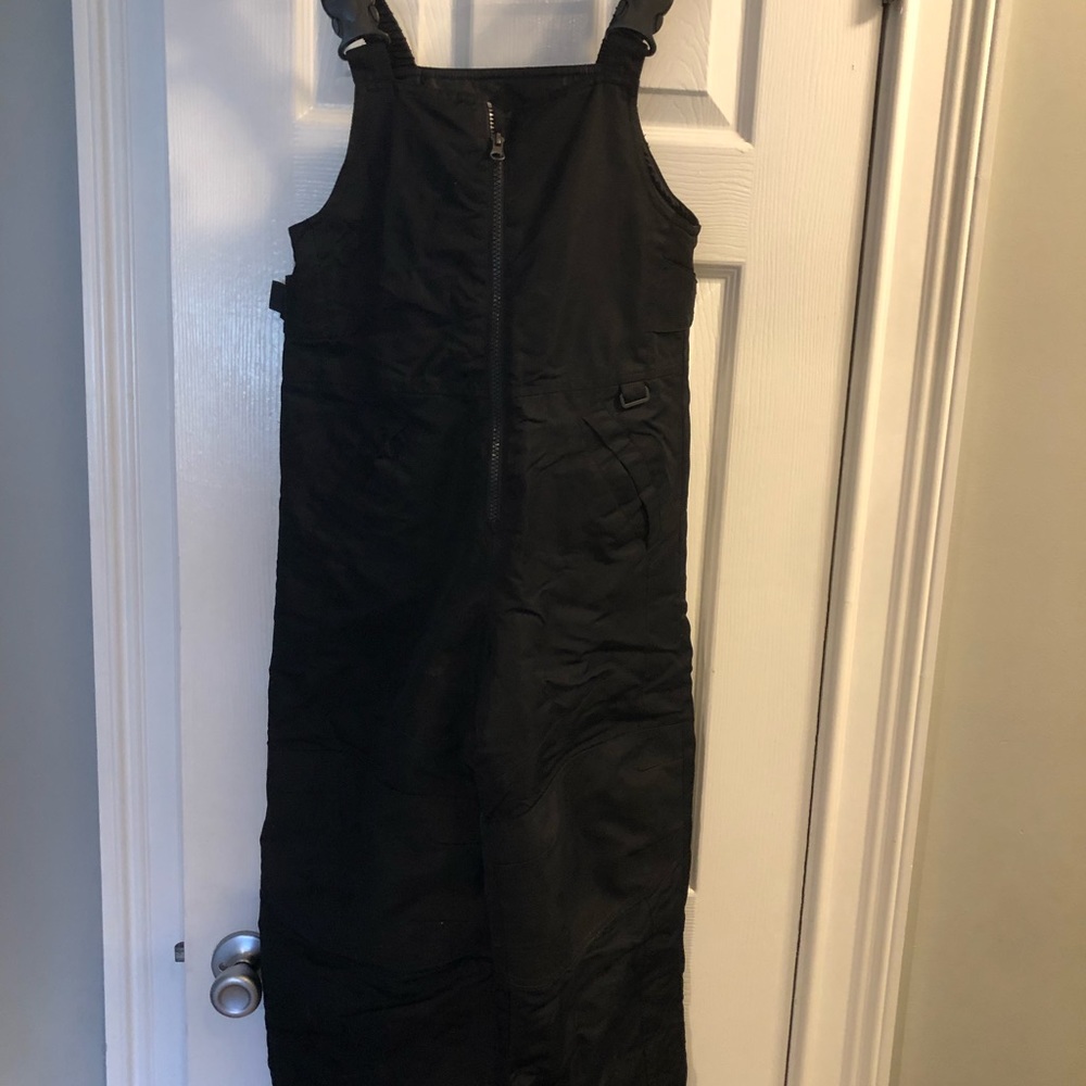 Snowbib black covers the chest size medium unisex
